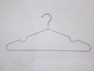 A-04/ XL/ Вешалка-плечико для одежды обрезиненное (Белое)